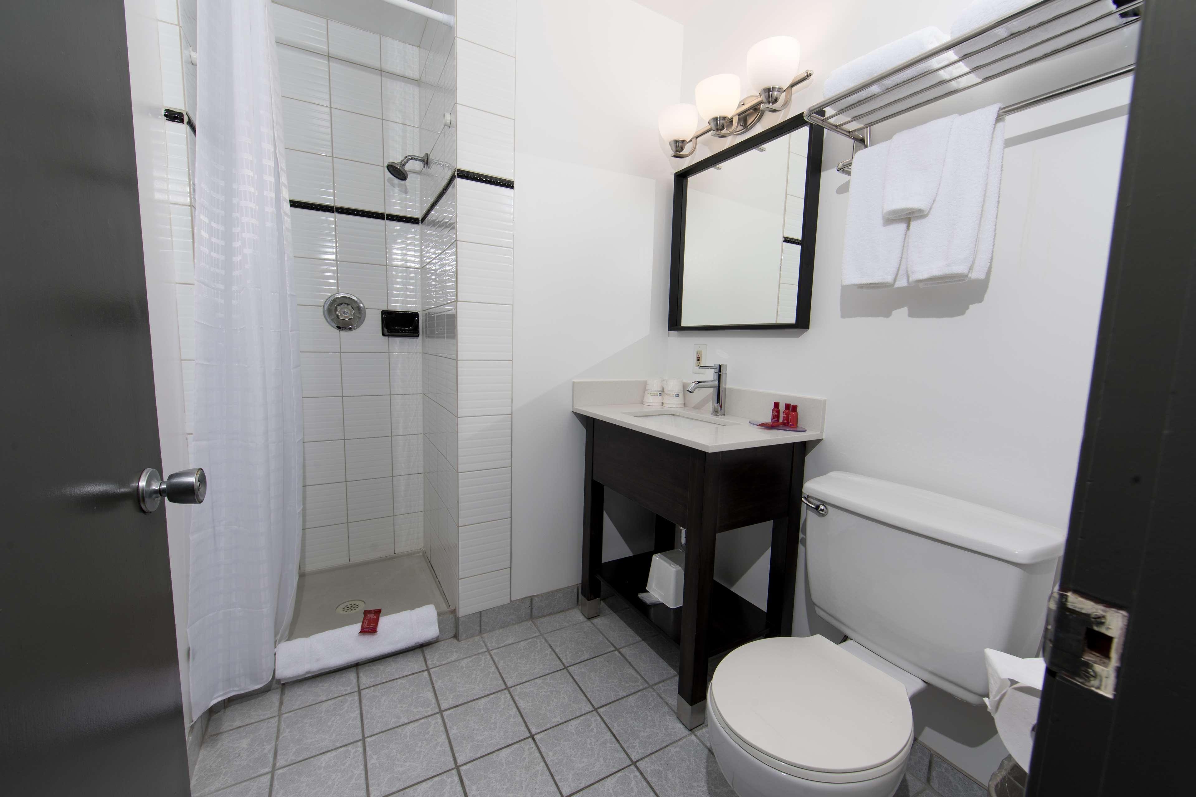 Surestay Hotel By Best Western Castlegar Extérieur photo