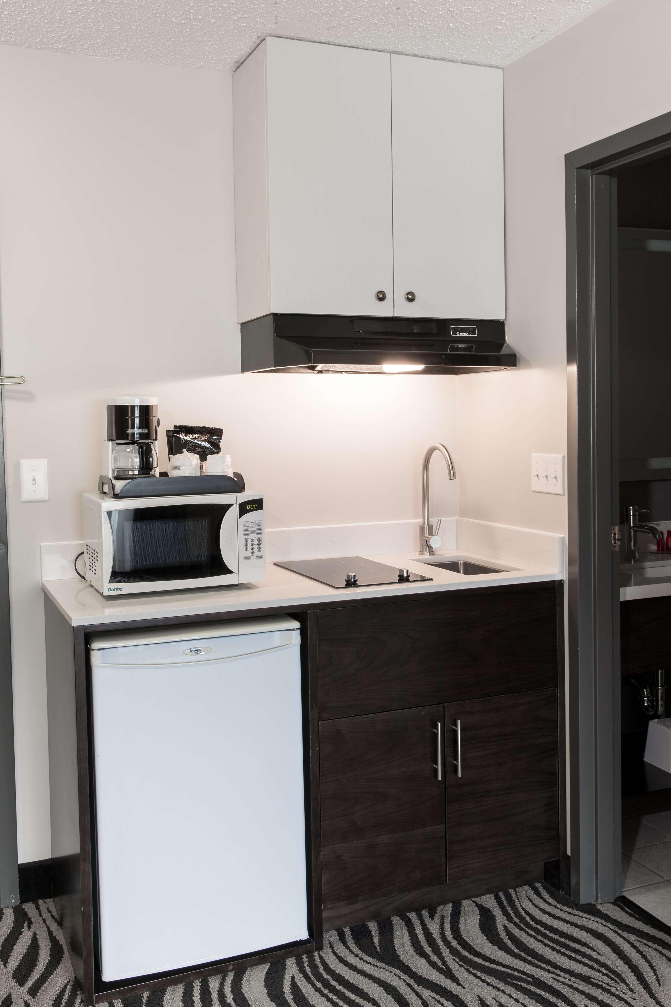 Surestay Hotel By Best Western Castlegar Extérieur photo