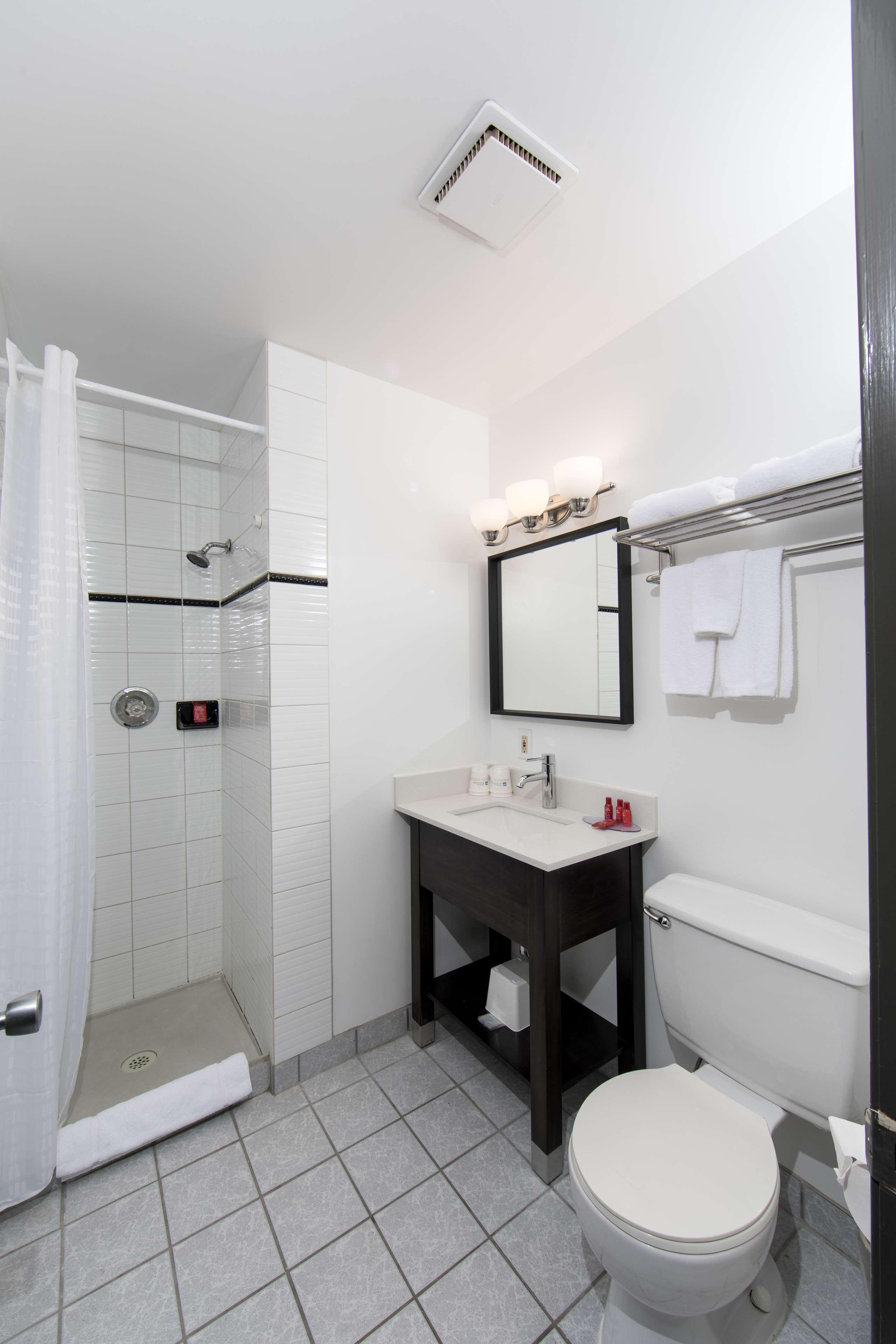 Surestay Hotel By Best Western Castlegar Extérieur photo